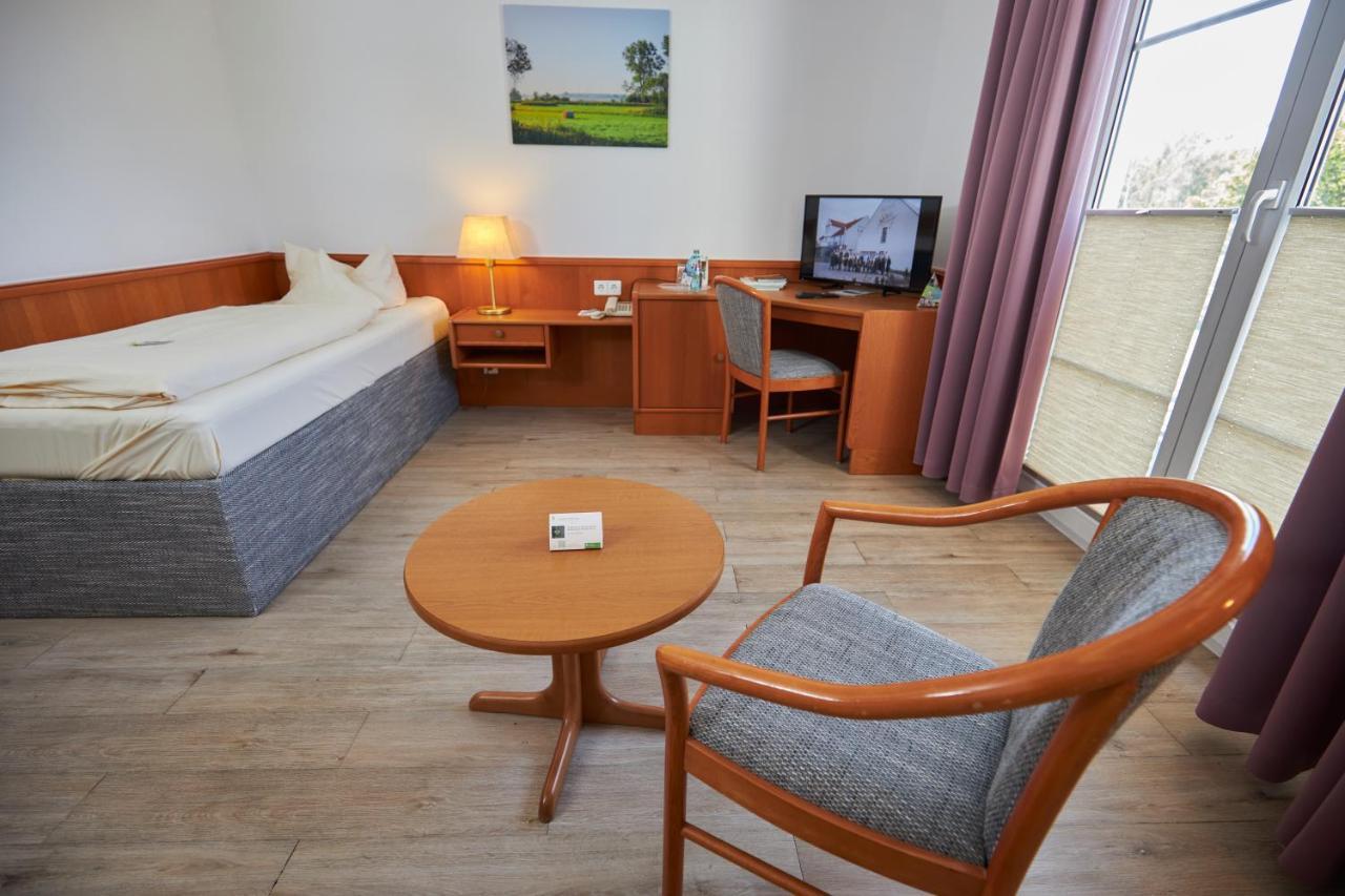 Flair Hotel Reuner Цоссен Экстерьер фото