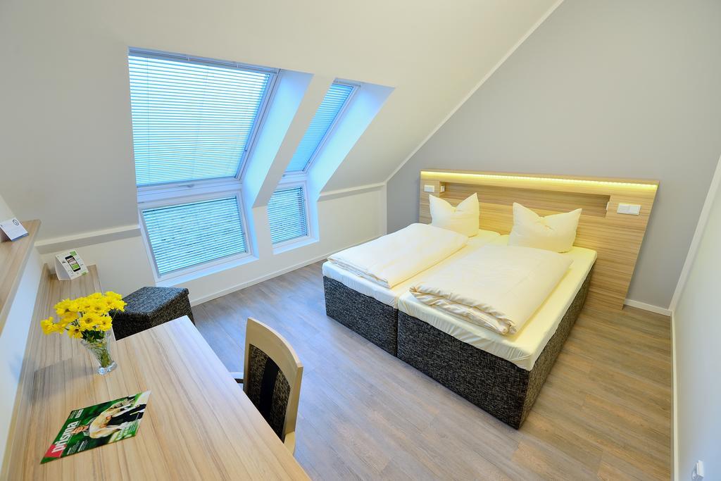 Flair Hotel Reuner Цоссен Экстерьер фото
